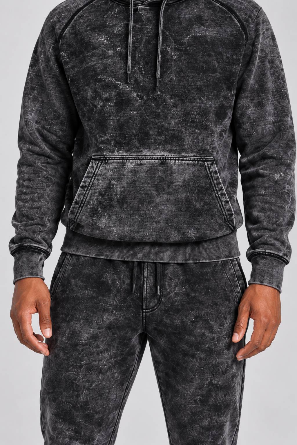 s-s-streetwear-900h-70-30-300gsm-8-85oz-hoodie | Cloud Black | model detail close-up