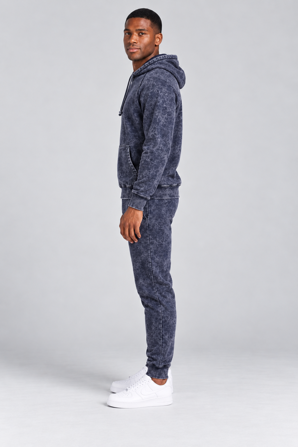 s-s-streetwear-900h-70-30-300gsm-8-85oz-hoodie | Cloud Navy | model side view