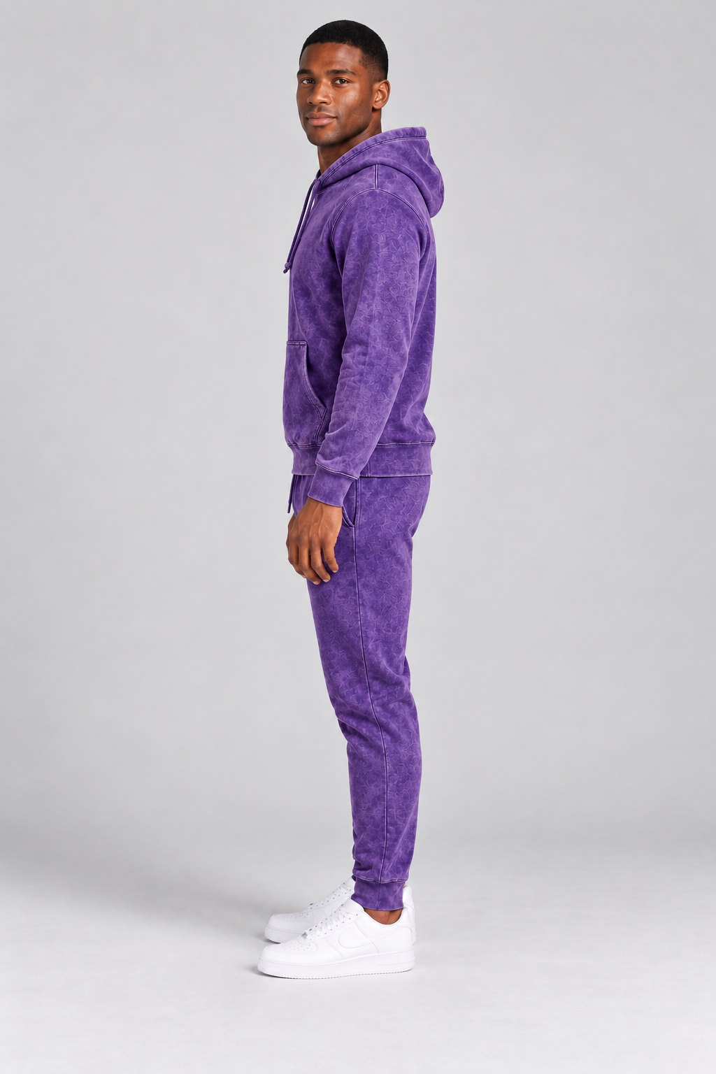 s-s-streetwear-900h-70-30-300gsm-8-85oz-hoodie | Cloud Purple | model side view